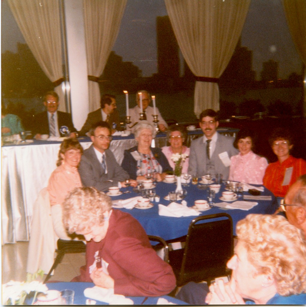 Windsor May 1986 Bessie Gannon with others OGSbranch22_001.jpg