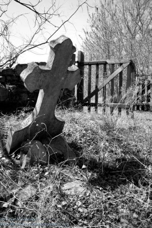 Hamilton_Early Burial Grounds and Graves in and around Hamilton (a history)